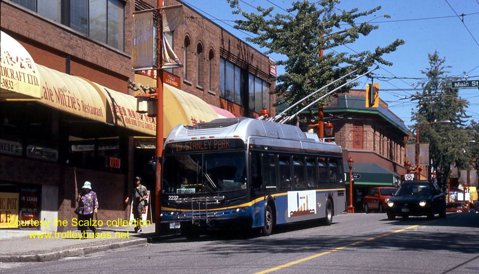 can_m_van_newflyer_2227_20070827_ss.jpg