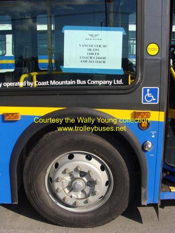 can_m_van_newflyer_2544_brandnew_02_wy.jpg